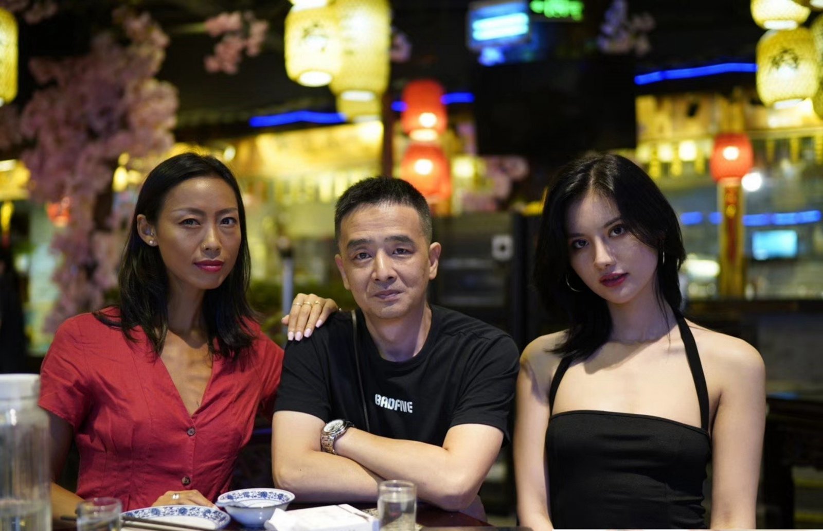 名模阿朱大尺度私拍套读 - 人体摄影